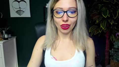 Heidi online show from 12-23-24, 07:38