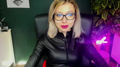 Heidi online show from 01-23-25, 09:08