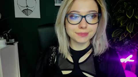 Heidi online show from 01-24-25, 09:06