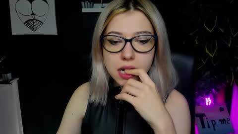 Heidi online show from 01-27-25, 07:24