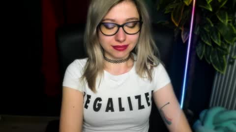 Heidi online show from 03-26-26, 05:46