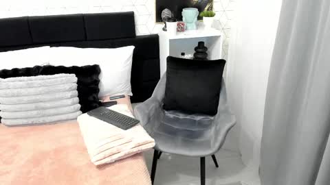 Heidi online show from 02-20-25, 05:01