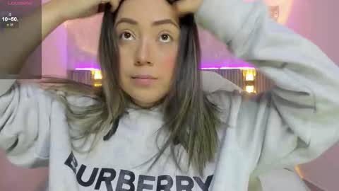 Snapshot of heidy_jhons chatting on 01-11-26, 11:48 Heidy online show from 01-11-26, 11:48