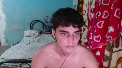 Snapshot of heiker__ chatting on 06-05-26, 02:07 heiker__ online show from 06-05-26, 02:07