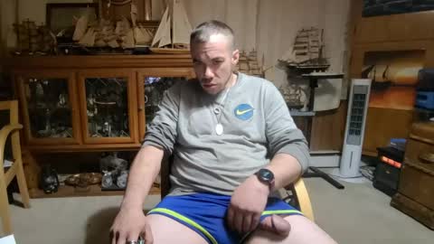 xxScubaStevexx online show from 04-23-26, 06:47