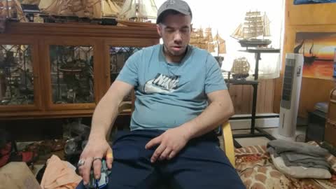 xxScubaStevexx online show from 04-28-26, 05:29