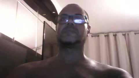 Snapshot of heistt chatting on 09-20-25, 09:49 Heist Stein online show from 09-20-25, 09:49