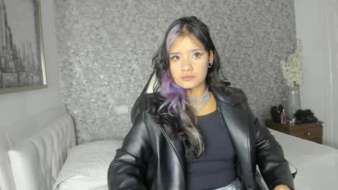 Hella online show from 09-16-25, 12:06