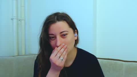 helen_adams_ online show from 02-17-25, 06:31