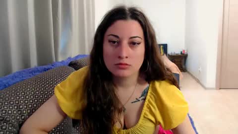 helen_adams_ online show from 05-14-26, 06:31