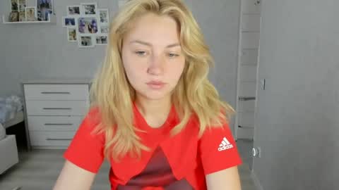 Helen sven online show from 07-13-26, 06:27