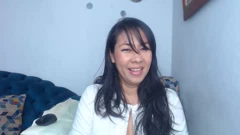 Helen online show from 11-20-25, 05:12