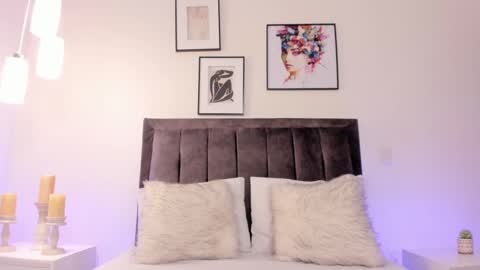 Helen  online show from 01-09-25, 04:39