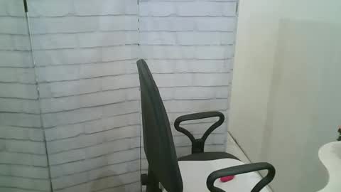 Helen online show from 01-12-26, 05:18