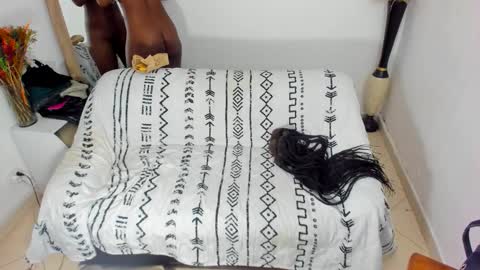 HELENA COPPER online show from 09-30-25, 07:52