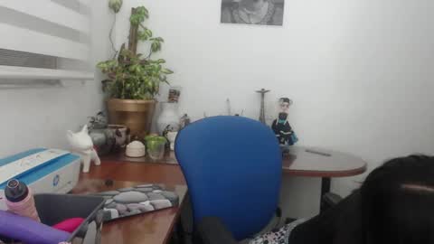 HELENA  online show from 11-15-25, 03:48