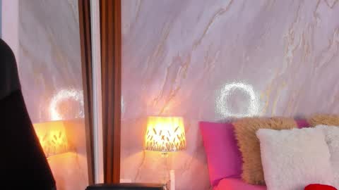 Helena Santos  online show from 02-20-26, 11:43