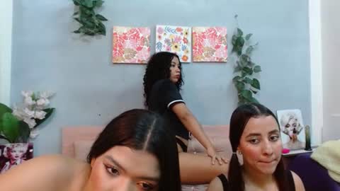 Snapshot of helena_seymour chatting on 06-30-26, 03:24 MARY online show from 06-30-26, 03:24