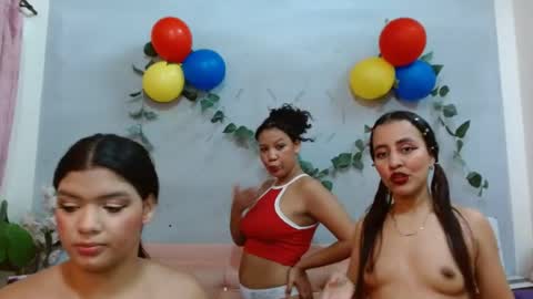 Snapshot of helena_seymour chatting on 07-07-26, 03:38 MARY online show from 07-07-26, 03:38