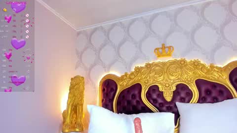 H E L E N A  online show from 03-06-25, 07:25