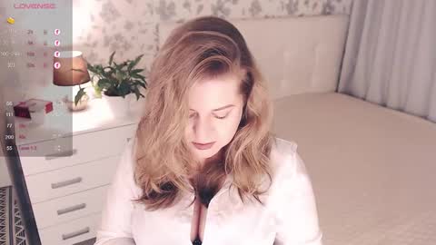 Helena Bonham online show from 09-19-25, 06:04