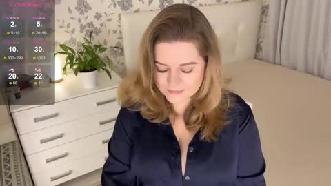 Helena Bonham online show from 11-26-25, 10:00