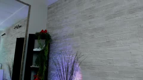 Helen online show from 04-11-26, 07:45