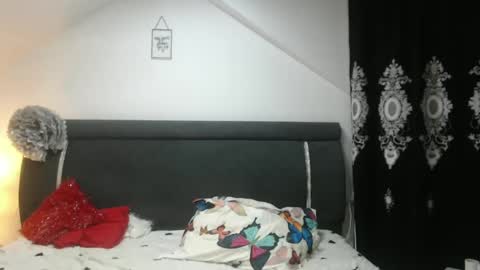 helenhot1989 online show from 03-06-25, 07:47