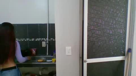 Snapshot of helenoliveira76340912 chatting on 04-14-26, 02:12 helenoliveira76340912 online show from 04-14-26, 02:12