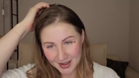 Helen online show from 11-28-25, 02:03