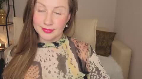 Snapshot of helens_lov chatting on 06-14-26, 02:24 Helen online show from 06-14-26, 02:24