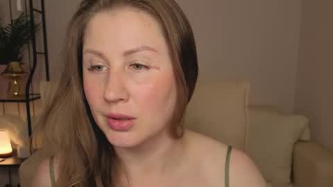Snapshot of helens_lov chatting on 06-28-26, 02:06 Helen online show from 06-28-26, 02:06