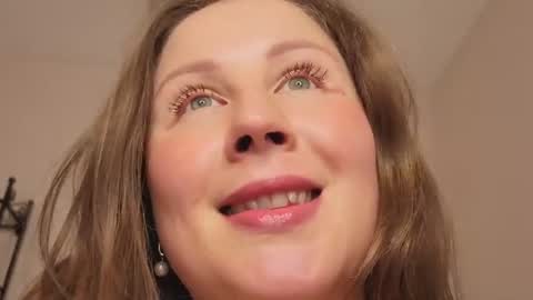 Snapshot of helens_lov chatting on 07-05-26, 04:19 Helen online show from 07-05-26, 04:19