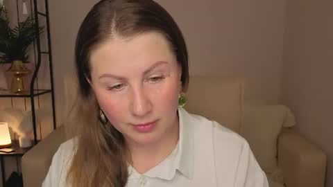 Snapshot of helens_lov chatting on 07-09-26, 02:37 Helen online show from 07-09-26, 02:37