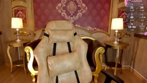 Helen or Hells online show from 10-08-25, 12:03