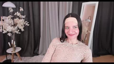 Helen online show from 02-24-25, 05:22