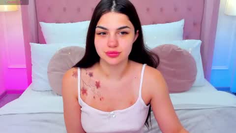 Snapshot of helentiny chatting on 06-16-26, 12:08 Helen online show from 06-16-26, 12:08