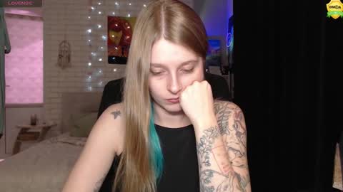 Helen online show from 11-25-25, 08:42