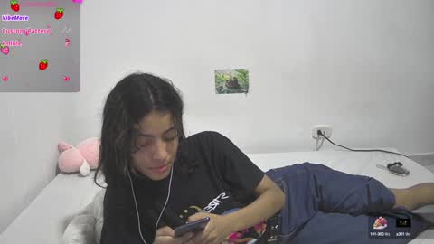 Helia Transfem and Amy online show from 01-14-25, 03:01