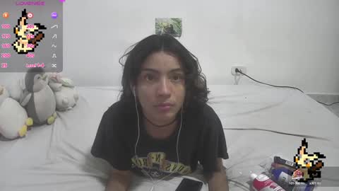 Helia Transfem and Amy online show from 01-24-25, 03:34