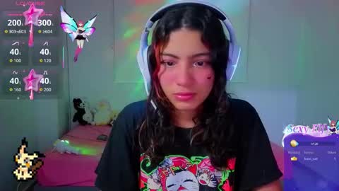 Helia Transfem and Amy online show from 12-22-25, 12:07