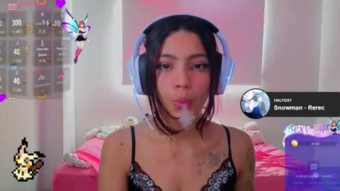 Helia Transfem and Amy online show from 01-14-26, 08:58