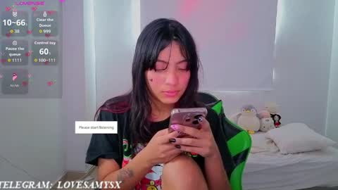 Helia Transfem and Amy online show from 04-15-26, 07:58