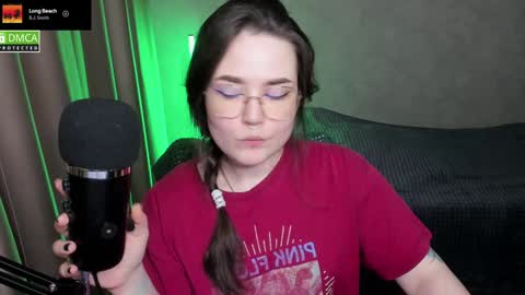 Red online show from 01-28-25, 06:07