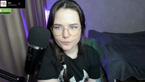 Red online show from 02-18-25, 10:14