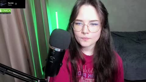 Red online show from 03-06-25, 09:09