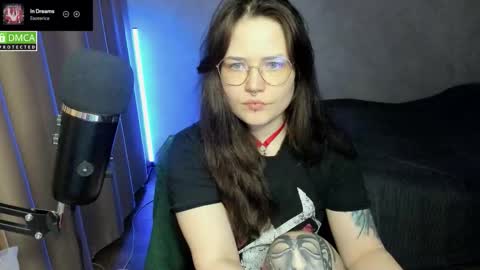 Red online show from 09-16-25, 06:42