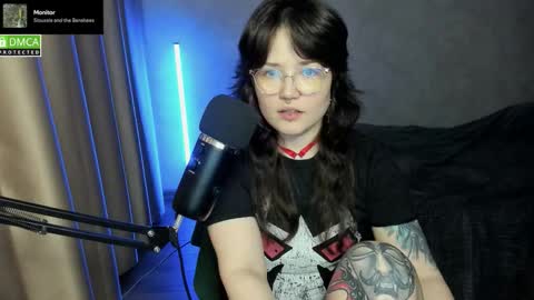 Red online show from 10-06-25, 07:11