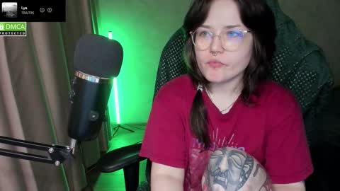 Red online show from 02-11-26, 10:04