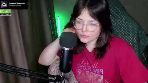 Red online show from 07-07-26, 06:01